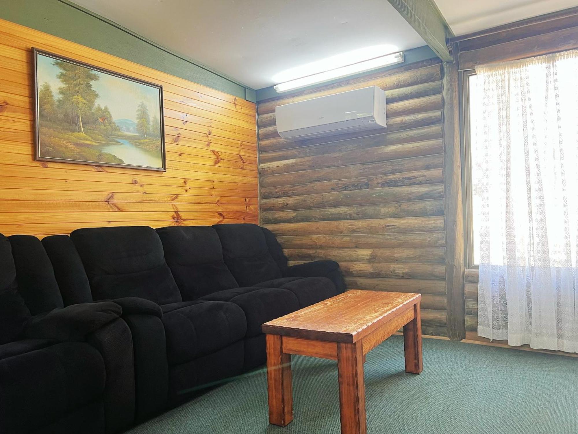 Lakes Entrance Log Cabins Dış mekan fotoğraf